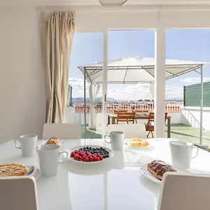 https://plaza-de-la-merced-duplex-ii.hotelsinnerja.org