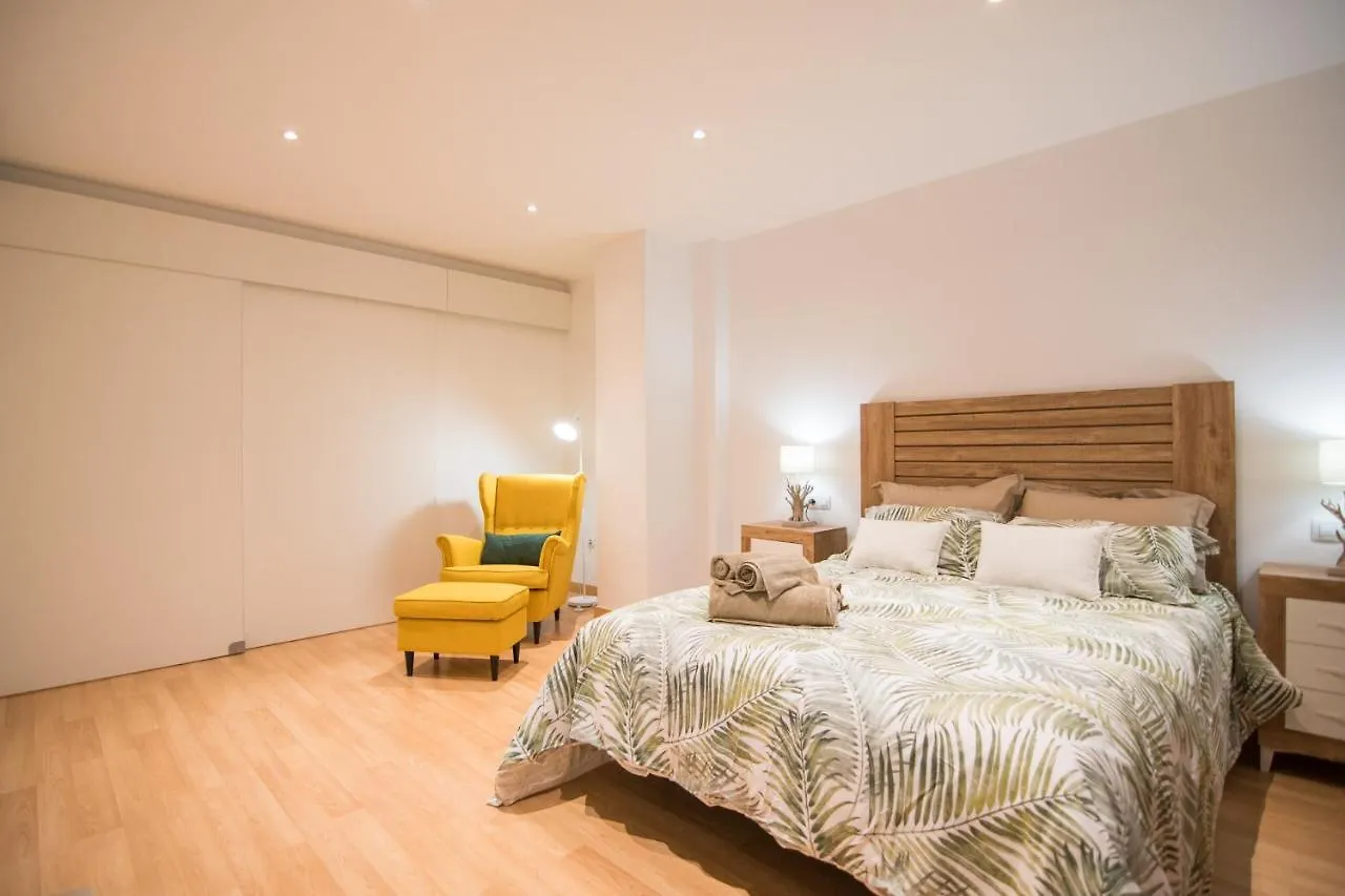 Tuguest Alhondiga Apartment Granada Spain